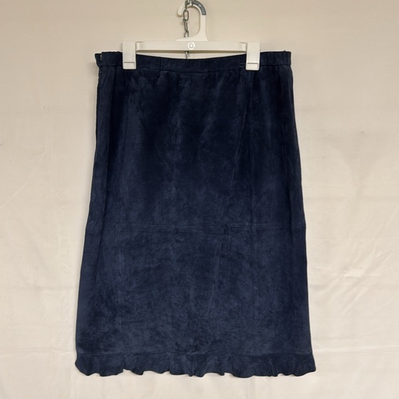 Blue Suede (leather) skirt - Picture 8 of 8